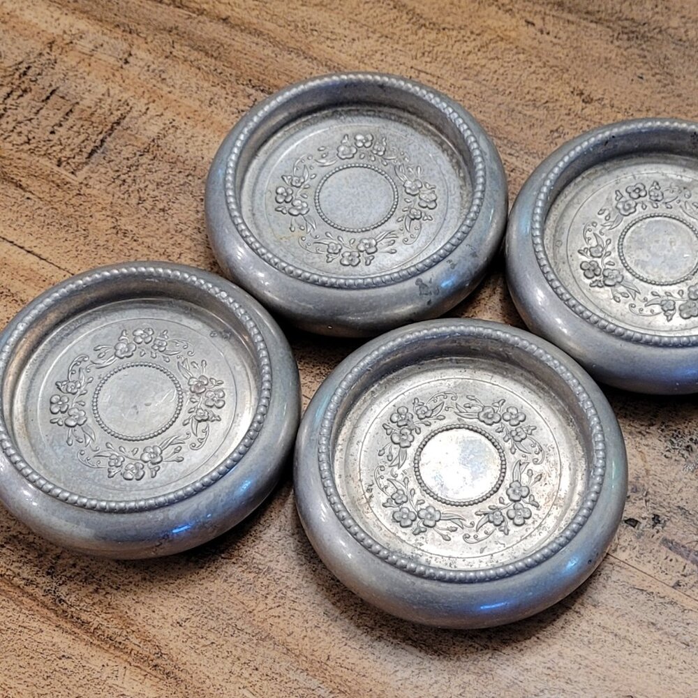 4 Coasters Delft Crest Silver Vintage